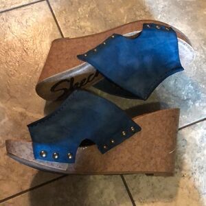 Sketchers blue wedges sz 7